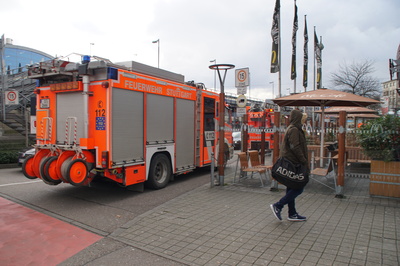 Stuttgart-Feuerbach: Grossflaechiger Stromausfall loest Feuerwehreinsatz aus